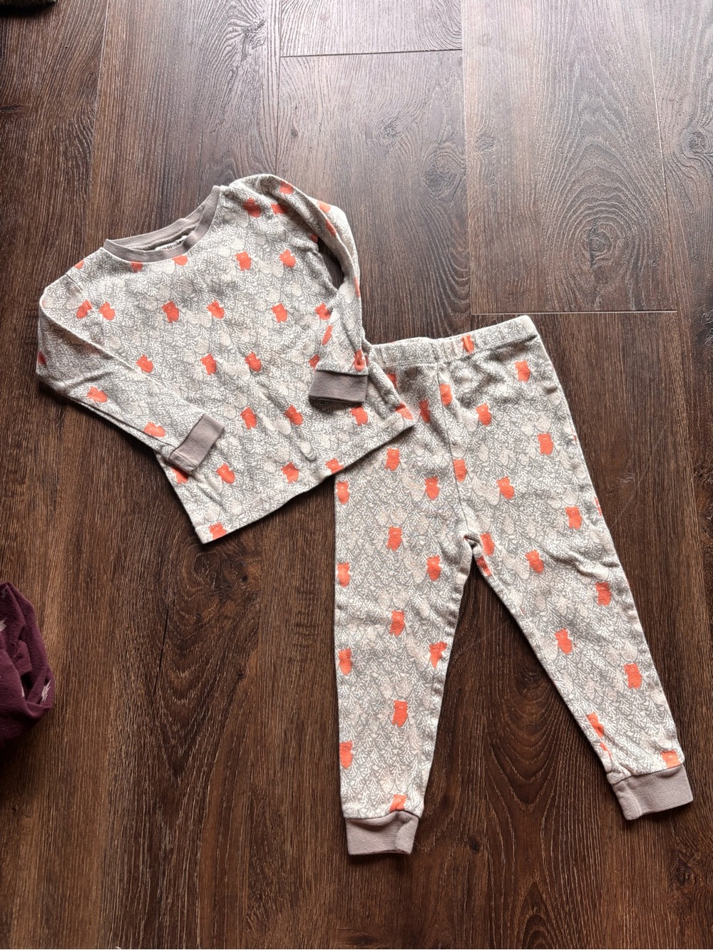 Burt’s Bees Pajama Set